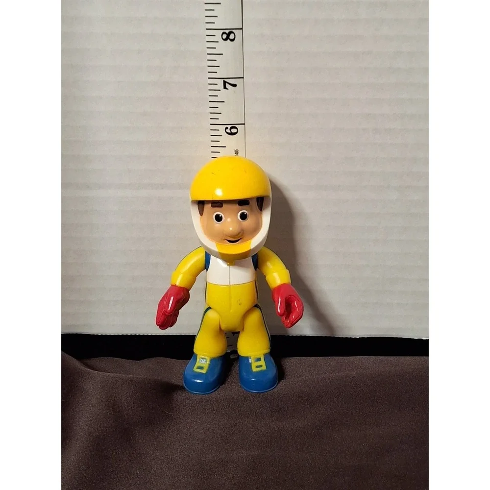 2009 Disney Handy Manny Race Car Driver And Accessories.  Lot Of‎ 3